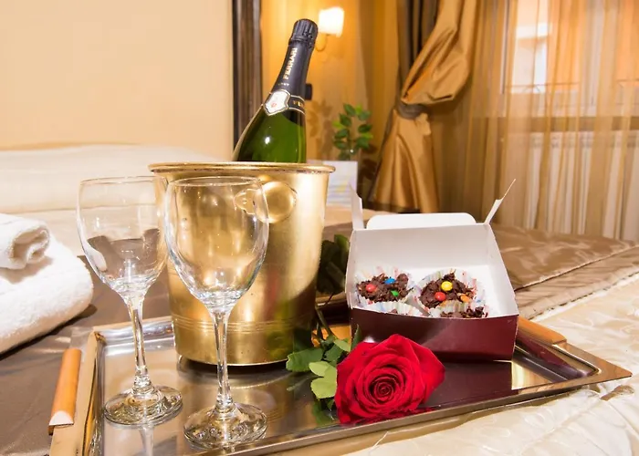 Domus Romantica Pensión 4*